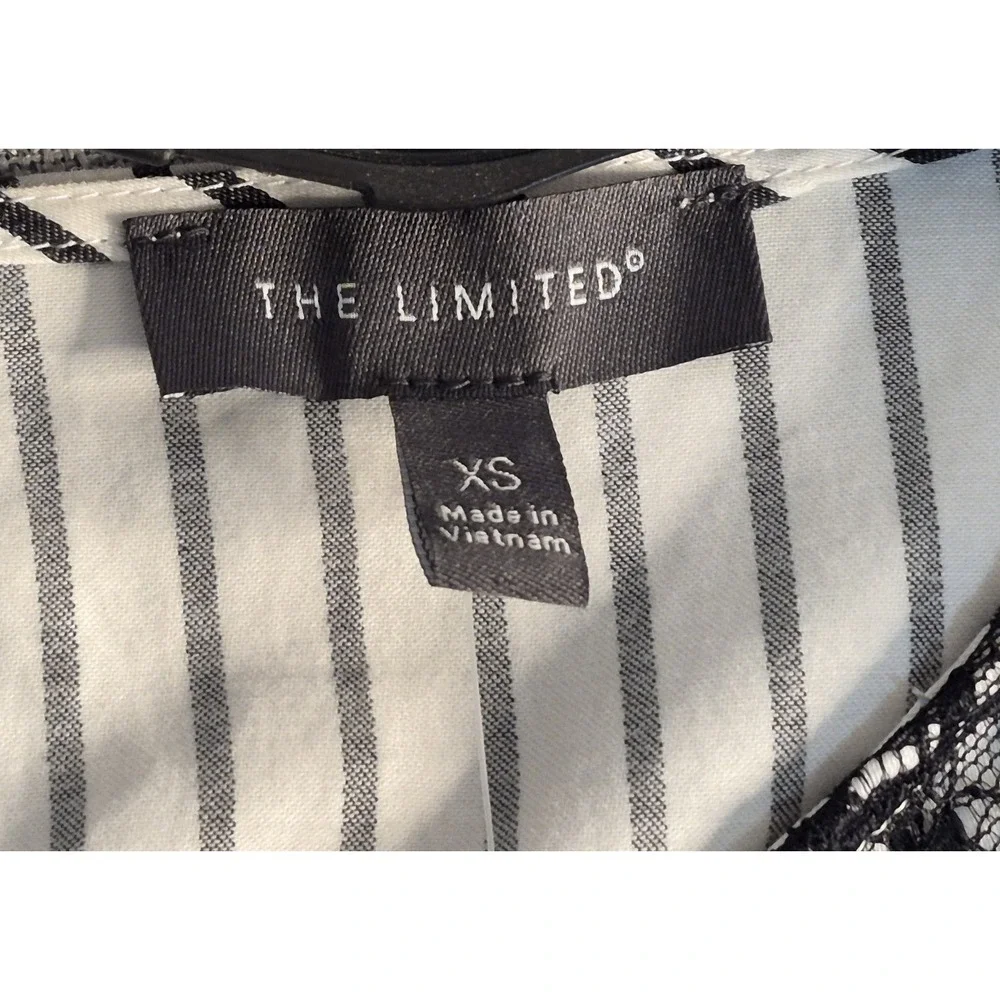 The Limited Y2K Long Sleeve XS Striped Career Top NEW $79 Lace Black White - Picture 6 of 7